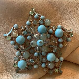 Vintage/MCM CARA NY Nordstrom Brooch